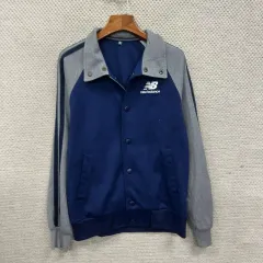 ニューバランス プリンティングロゴ ジャージ スタジャン ジャケット 95 A09297