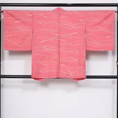 羽織 袷 身丈82cm 裄丈65cm ポリエステル 洗える着物 Sランク カジュアル Mサイズ 紋意匠 網代文様 創作柄 個性的 鮮やか ピンク系 HP 1232-10250