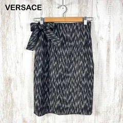 Gianni Versace ジャンニヴェルサーチ ジグザグボーダー 幾何学模様 総柄 リボン付き ウール100% ラップスカート ブラック レディース ヴェルサーチェのサムネイル