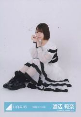 日向坂46 渡辺莉奈 生写真 夕陽Dance MV衣装 座り 青 - メルカリ