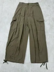 # Y2K カーキ バルーン カーゴパンツ (裾 キー ポイント)
