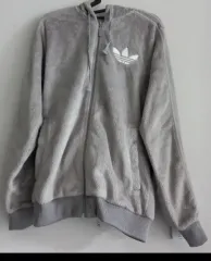 アディダス レア 必須アイテム グレー シープスキン フリース ボア 95/M