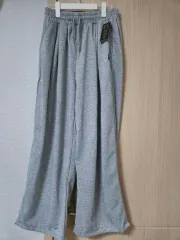 グレーワイドトレーナーパンツ