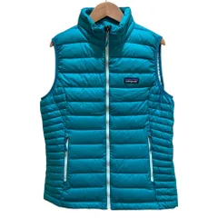 美品 patagonia パタゴニア ダウンセーターベスト 84628 サイズM トバコブルー レディース 古着 中古 USEDのサムネイル