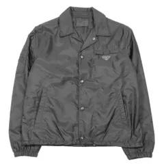 新品同様 20AW PRADA プラダ トライアングルロゴ ナイロン コーチジャケット ブルゾン Re-Nylon SGB737 三角ロゴプレート 46 ブラック メンズ 古着 中古 USED
