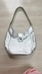 イリゴー LINE HOBO BAG シルバー