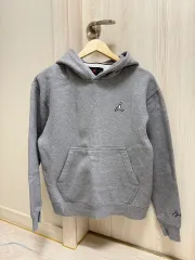 ナイキ ジョーダン グレー フーディー