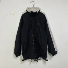 ナイキ ブラック ロング ウィンドブレーカー ジャケット