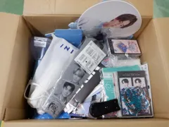 【グッズ詰め合わせ】 ■ アイドル 箱入りグッズセット K-POP 男性