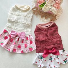 nahisu様 専用 犬服 ハンドメイド♥️いちご柄セーラーワンピ