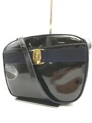 Salvatore Ferragamo　フェラガモ　ショルダーバッグ　パテント　ヴァラ　1697