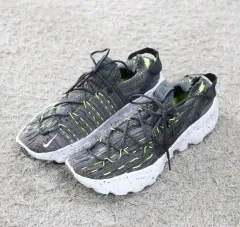 ナイキ スペース ヒッピー 04