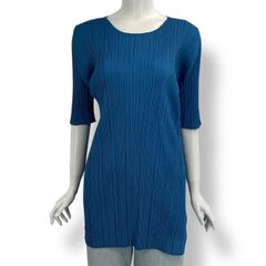 未使用品 ISSEY MIYAKE イッセイミヤケ トップス ドルマンスリーブ グレー サイズ2 ISSEY MIYAKE - 未使用品 ISSEY MIYAKE イッセイミヤケ トップス