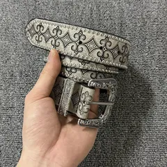 レザーベルト ウェスタン調 ベルト　110cm ヴィンテージ  ユニセックス デニムに合う スタッズ装飾 アンティーク調 ストリート エンボス