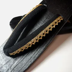 夏物早割り！レース飾り鼻緒の桐下駄　Black