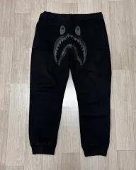 アベイシングエイプ シャーク ブラック パンツ