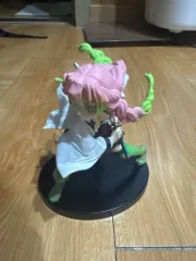 鬼滅の刃 甘露寺 蜜璃 フィギュア