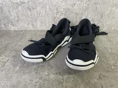 【中古】RED VALENTINO ﾚｯﾄﾞ ｳﾞｧﾚﾝﾃｨﾉ ｽﾆｰｶｰ ﾊﾞﾚｴｼｭｰｽﾞ 編上げ ﾚｰｽｱｯﾌﾟ ﾌﾞﾗｯｸ 38 33934385のサムネイル
