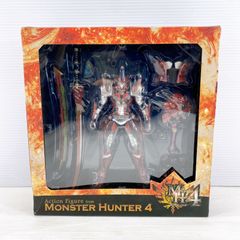 未使用品】モンスターハンター4 レウスシリーズ装備ハンター 剣士
