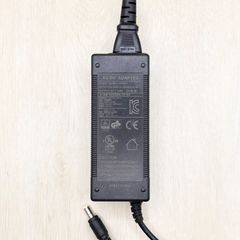ASUS Windowsノート本体 ACアダプター付き ASUS（エイスース） 純正 ASUS 200W ACアダプター スリムパワー