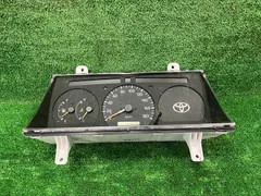 ハイエース TRH124B スピードメーター DX 15人 83800-26341 83220 