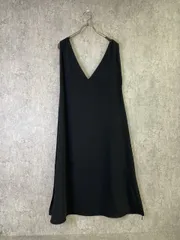 【中古】MM6 ｴﾑｴﾑｼｯｸｽ ﾜﾝﾋﾟｰｽ Vﾈｯｸ ﾉｰｽﾘｰﾌﾞ ﾛﾝｸﾞ ｷｬﾐ MAISON MARGIELA ﾒｿﾞﾝﾏﾙｼﾞｪﾗ ｲﾀﾘｱ製 ITALY ﾌﾞﾗｯｸ 38 33956583のサムネイル