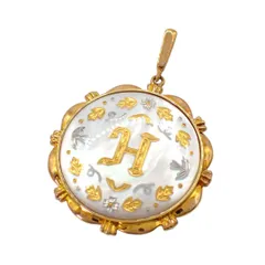 MIKIMOTO ミキモト ピクウェ シェル ネックレストップ K18 750 イニシャル YG ホワイト イエローゴールド シルバー ペンダントトップ ネックレス ペンダント ジュエリー サークル ラウンド リーフ H 4921のサムネイル