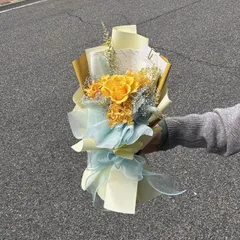 置けるブーケ（一輪：イエロー×ライトブルー）B-065