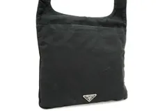 プラダ ショルダーバッグ クロスボディ サコッシュ 斜め掛け マチなし 三角ロゴプレート テスート ナイロン 黒 ブラック PRADA 6156h