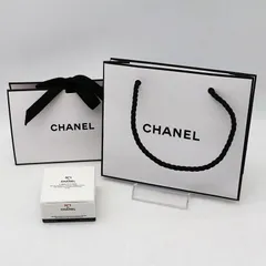 未使用 CHANEL シャネル リップ＆チーク ボーム N°1 ドゥ シャネル 2 へルシーピンク（リップ&チークカラー) 専用ショッパー・プレゼント用箱有り CR8-04-19