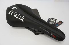 自転車用サドル フィジーク VOLTA 黒 - メルカリ