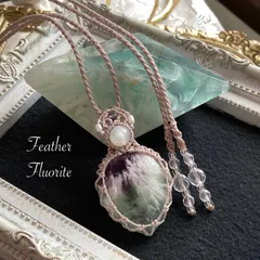 エンジェルフェザーインフローライト（虹入り⭐︎） マクラメネックレス 金属アレルギー対応　ネックレス
