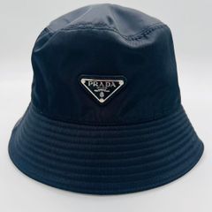 極美品✨PRADA Re-Nylon バケットハット M ブラック 三角ロゴ - メルカリ