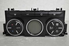 アクア NHP10 前期 G's エアコンスイッチ本体 LED打ち替え 液晶反転