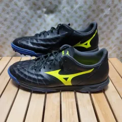 ミズノ レビュラ サッカーシューズ 275 (実際に着用270)
