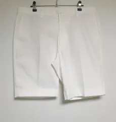 UNIQLO白ハーフパンツ