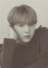 BTS ミニフォトカード SUGA 2024 MONOCHROME POP UP 3/6