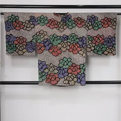 道行コート 総絞り 袷 身丈83cm 裄丈64cm 正絹 Sランク インフォーマル Mサイズ ポケットあり 牡丹 古典的 華やか 多色系 RP 1237-12589
