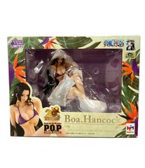 海外サイト参照 Bettie Page フィギュアセット - メルカリ