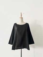 pois ポワ　blouse tee ブラック　美品 pois ポワ blouse tee ブラック 美品 - メルカリ
