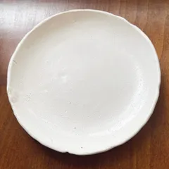信楽焼 カレー皿 大皿 パスタ皿 ワンプレート 日本製 陶器 手作り ハンドメイド 一点もの 生成り 白 ナチュラル 和モダン 和食器 カフェ風 おしゃれ食器 盛り皿 多用途 来客用 ギフト プレゼント 結婚祝い 新生活 丁寧な暮らし 温もりある器 素朴