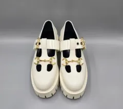 グッチ 白 メリージェーン フラットフォーム ローファー