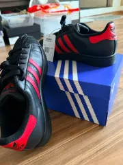 アディダス SUPERSTAR