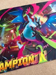 ☆海外限定☆ポケモン メガリザードンX プレイマット リーグカップ