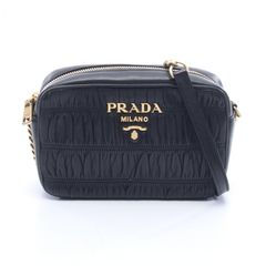 PRADA ナッパゴーフル ギャザー レザー ベージュ - メルカリ