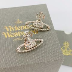 美品】 ヴィヴィアンVivienne Westwood ピアス 箱 保存袋 - メルカリ