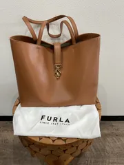 FURLA Mianova 本革トートバッグ- /大容量