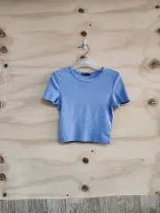 451) ザラ ZARA クロップド半袖Tシャツ