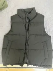 ZARA ブラック ダウン ベスト XL (44)