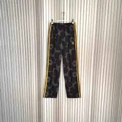 アディダス x マリメッコ パンツ